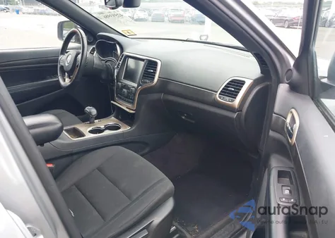 2015 Jeep Grand Cherokee Laredo z USA, uszkodzony, nr VIN 1C4RJFAG6FC212430